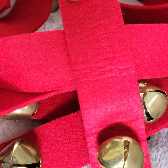 Vintage Christmas Brass Bells on Red Felt Strap 180 Inches Long GREAT COND! - Picture 3 of 4